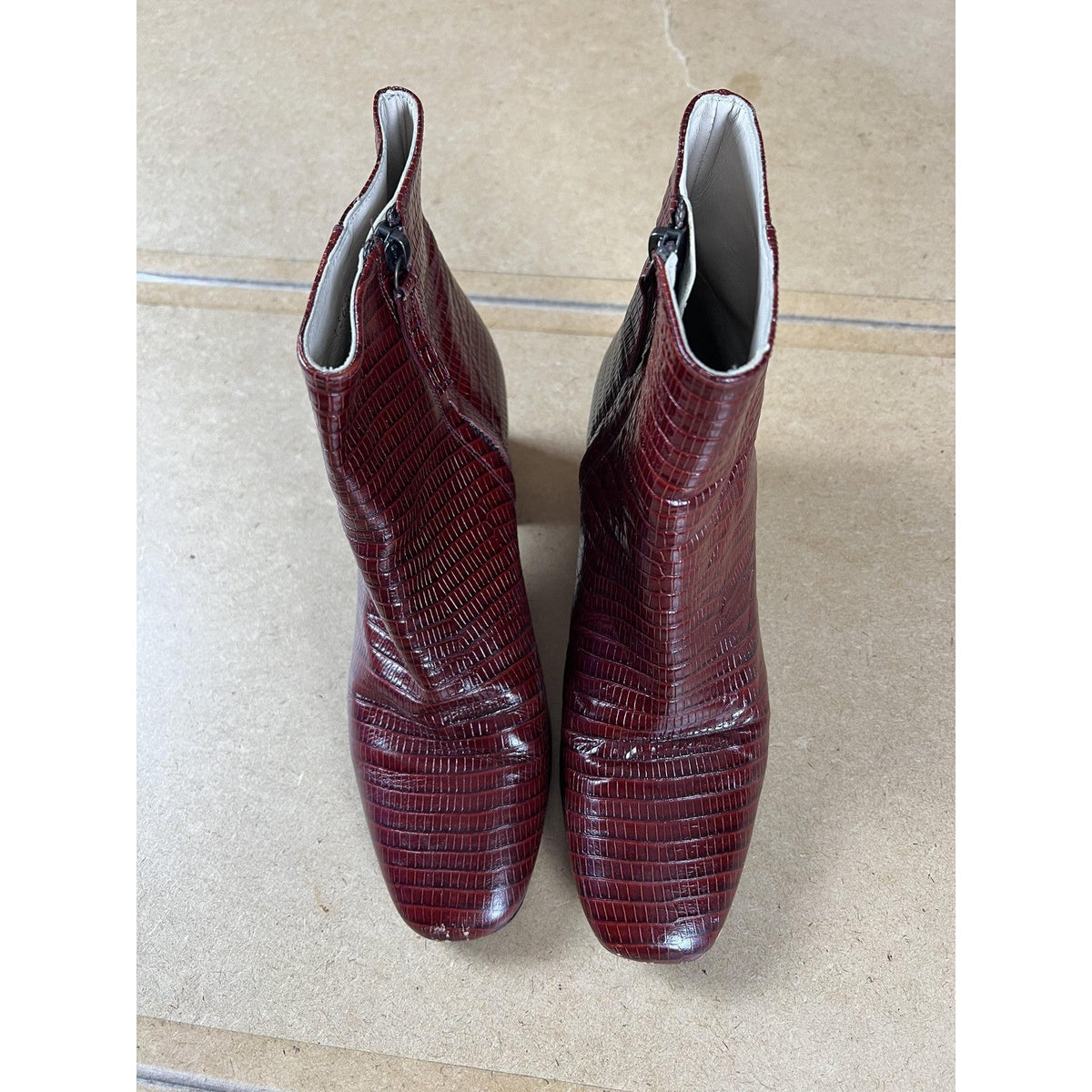 Freda Salvador Boot Womens Size 10 Red Croc Embossed Leather Bootie Lined Zip