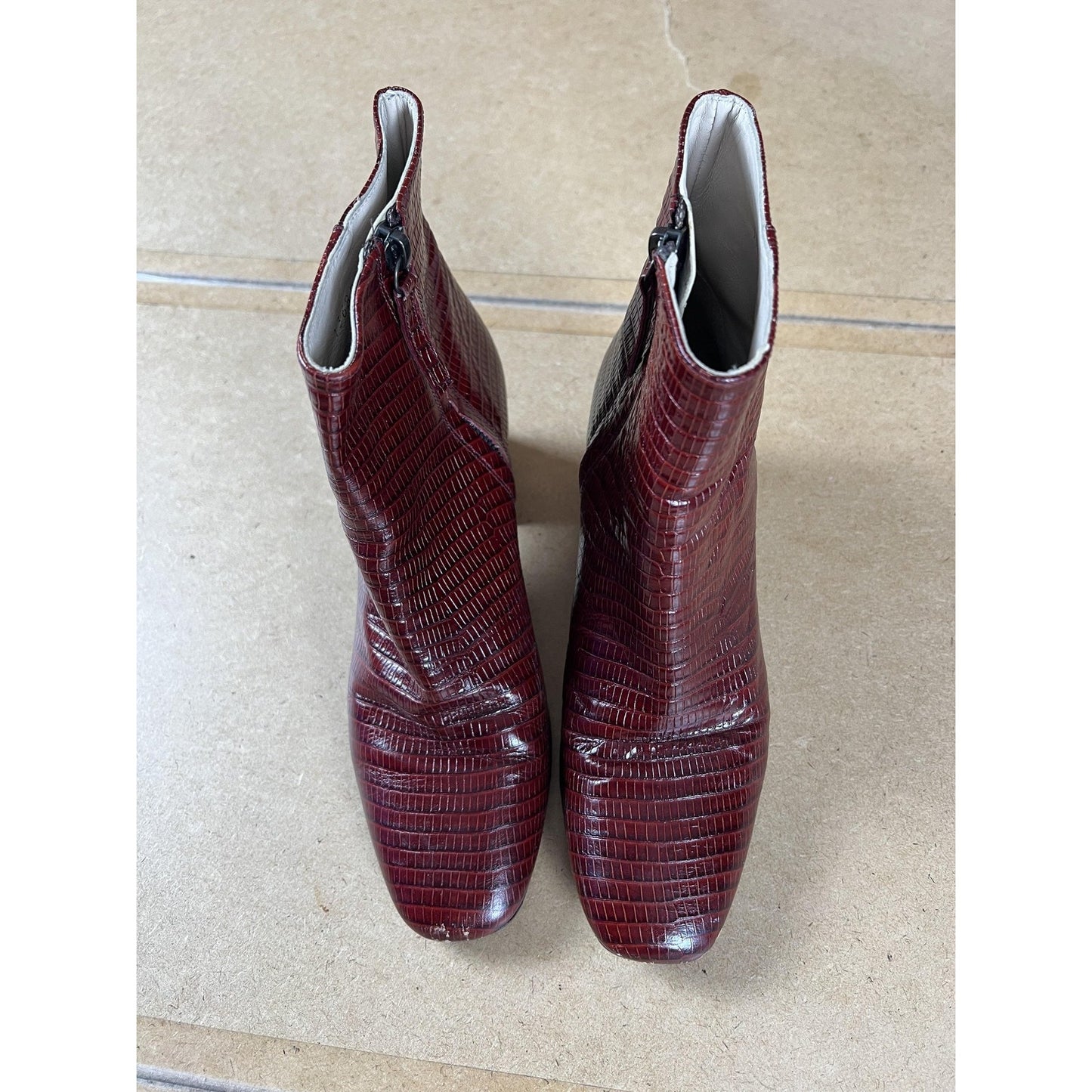 Freda Salvador Boot Womens Size 10 Red Croc Embossed Leather Bootie Lined Zip