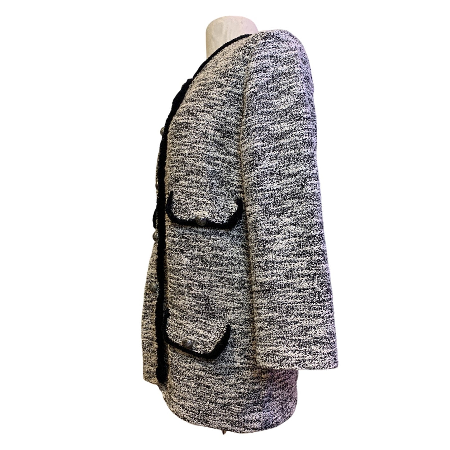 NWOT Nelly Women's Sweater Black And White Jacket Button Up Size 1 Small