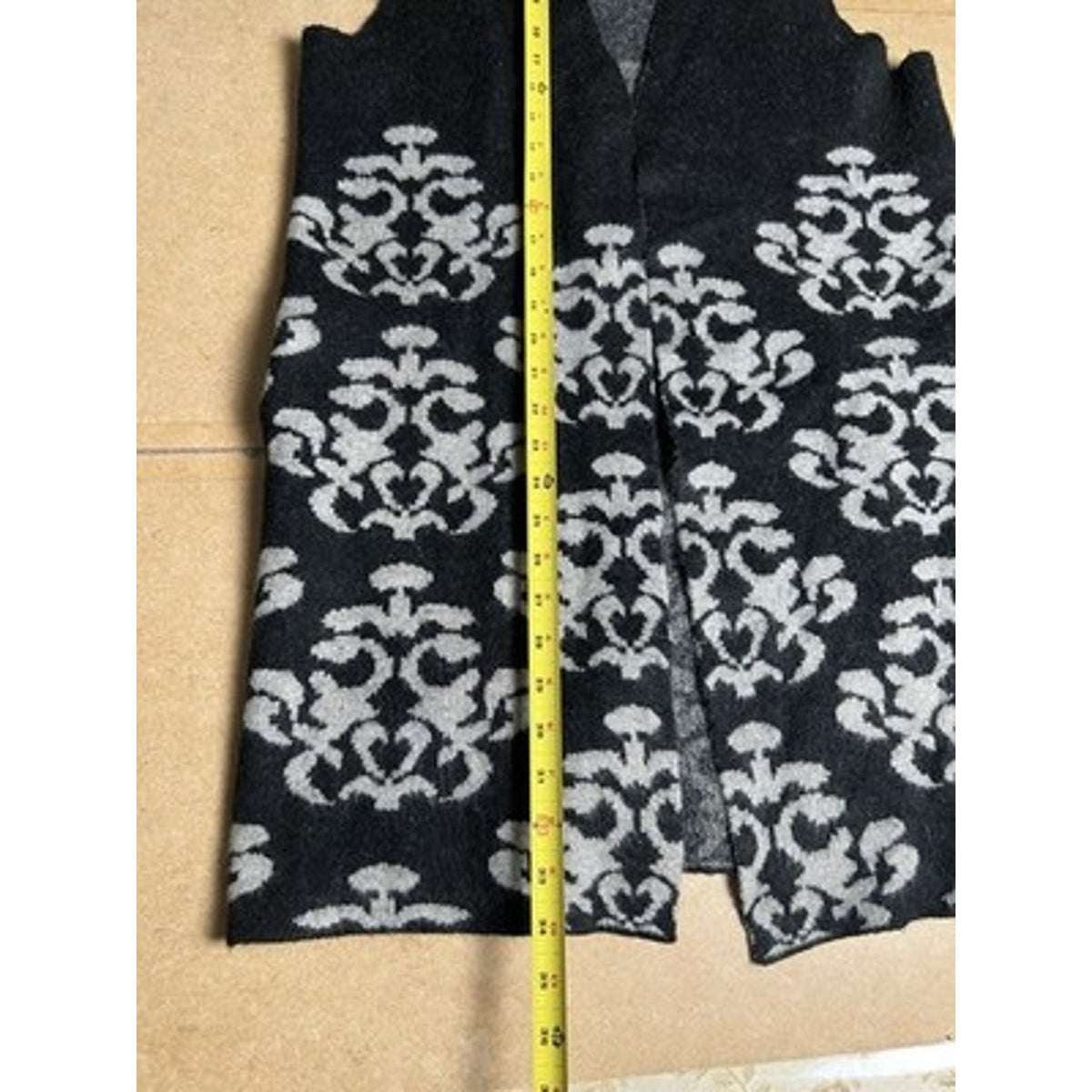 M. Rena Vest Womens S Black Floral Knit Collarless Sleeveless V-Neck Tight-Knit