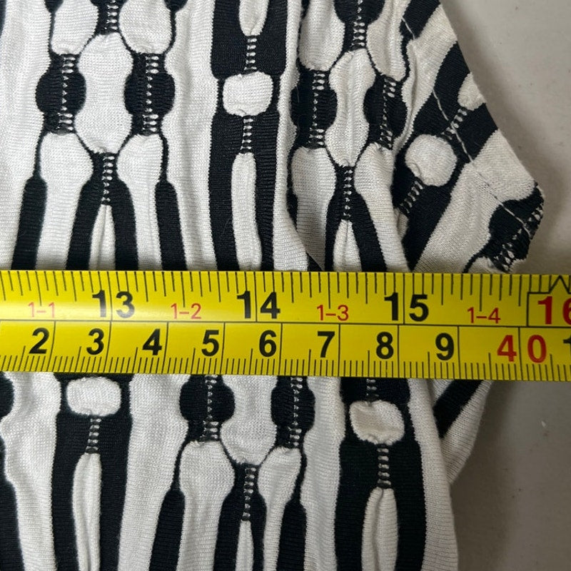 HABITAT Black and White Crinkle Tank Sheath Polyester Spandex Size Small