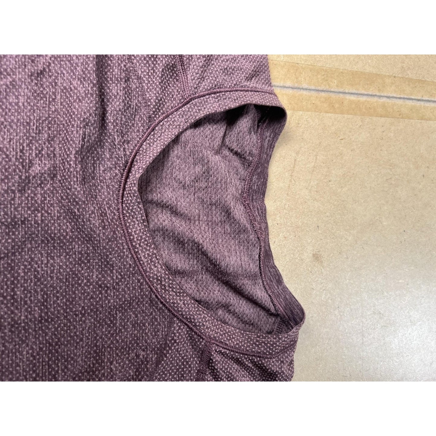 Lululemon Shirt Mens XL Purple Athletic Performance Crew Neck Tagless Logo