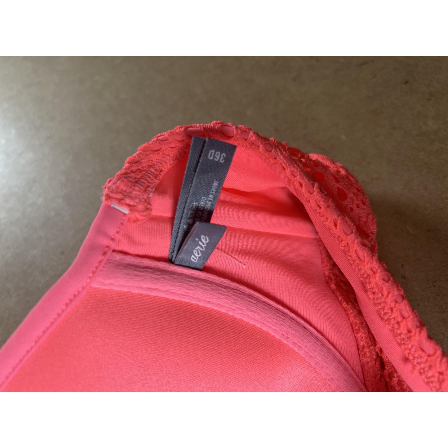 Aerie Bra Womens 36D Pink Lace Strapless Bandeau Underwire Padded Ruffle Crochet