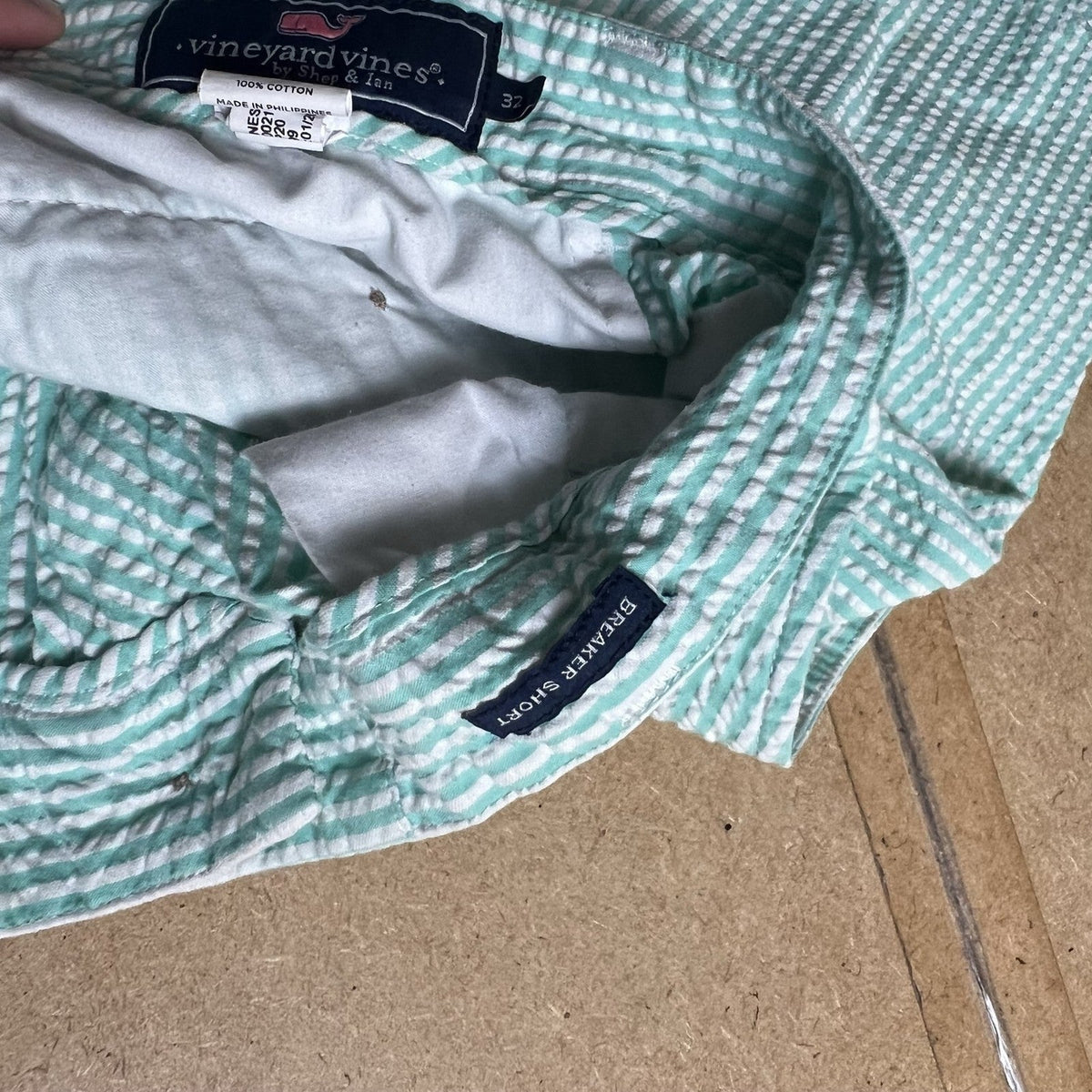 Vineyard Vines Shorts Womens 32 Green Seersucker Cotton Striped Preppy Summer