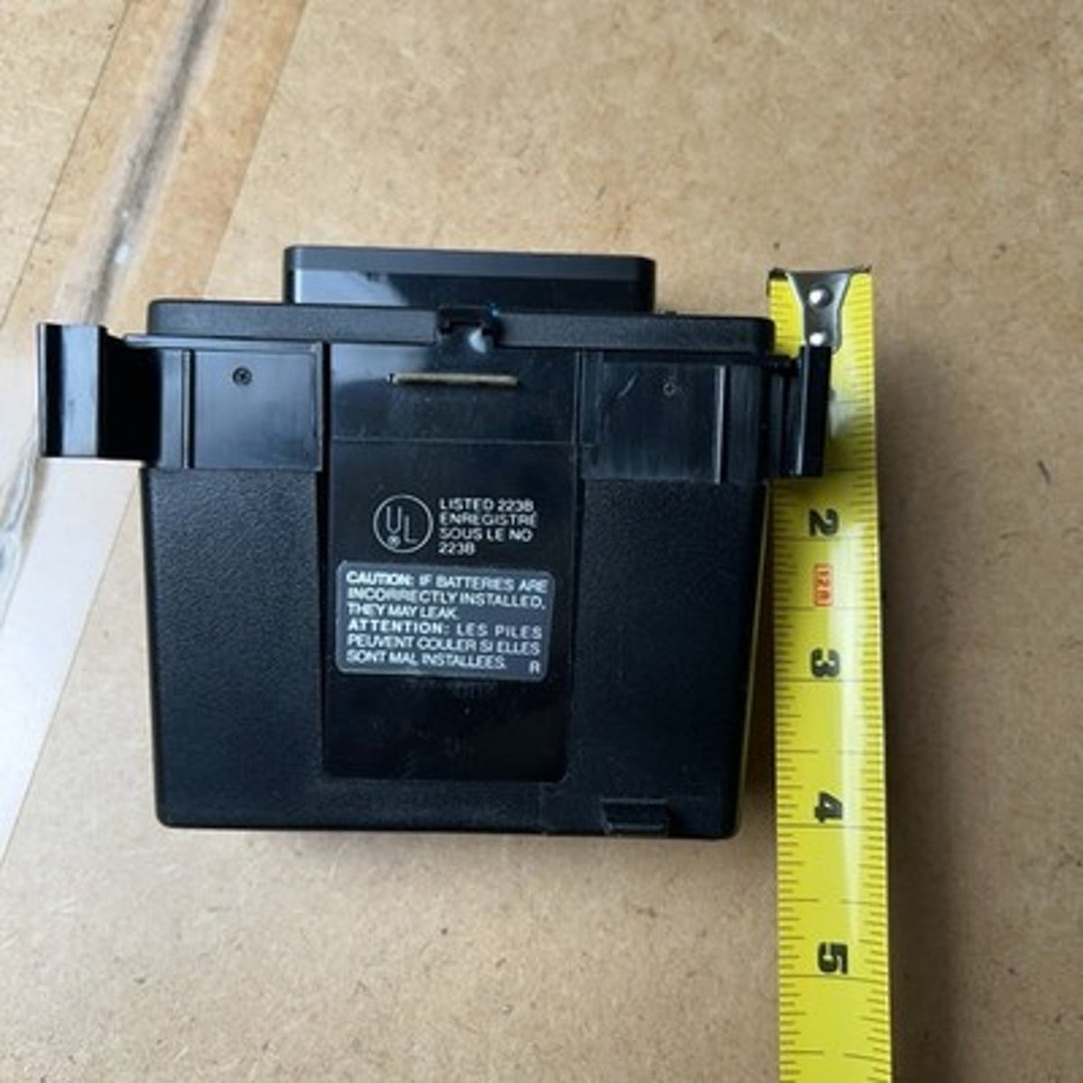 Polaroid Q-Light Flash Unit Black Made In USA For Polaroid Instant Cameras