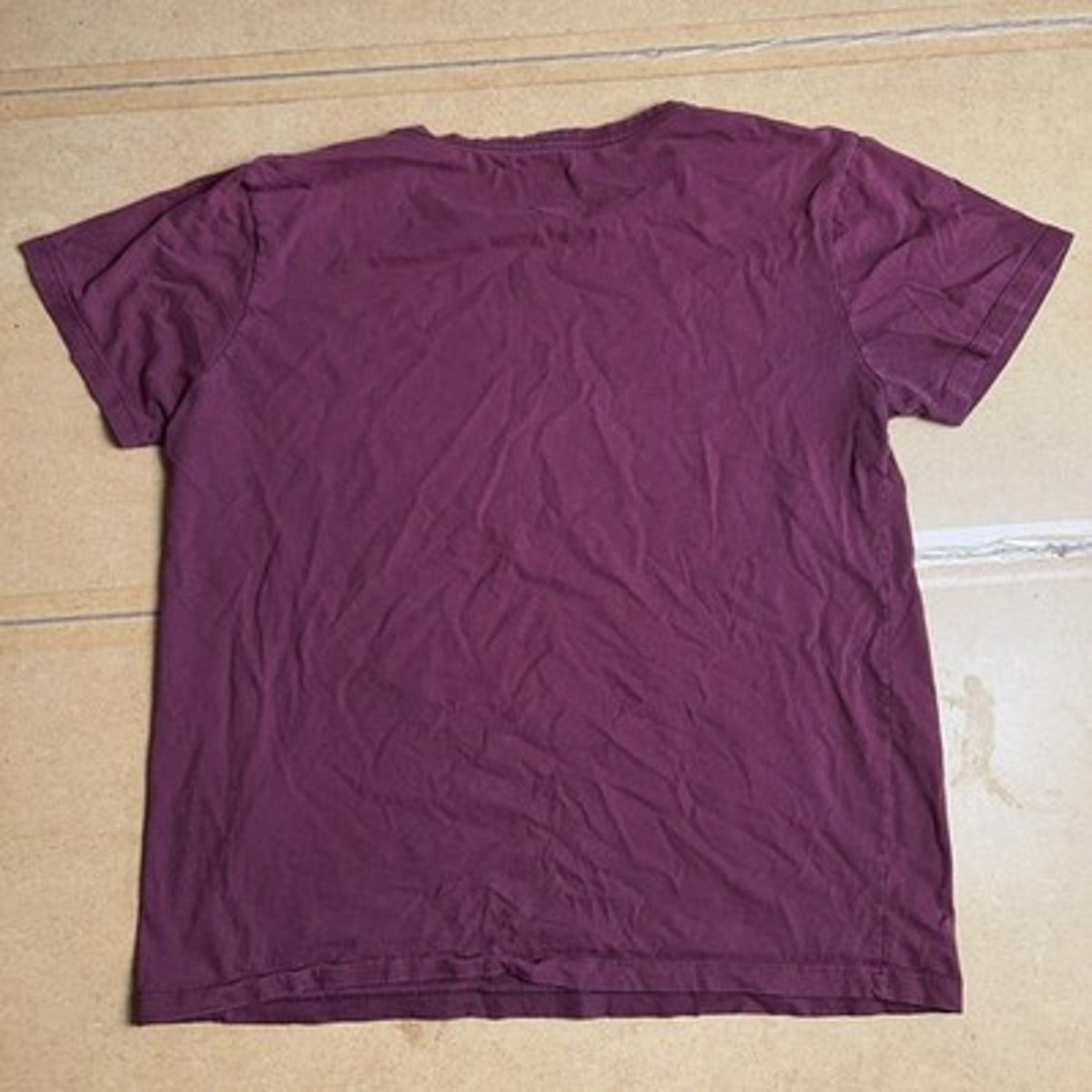 FNCL Shirt Mens M Red Short Sleeve Cotton Crew Neck Tagless Passat Graphic
