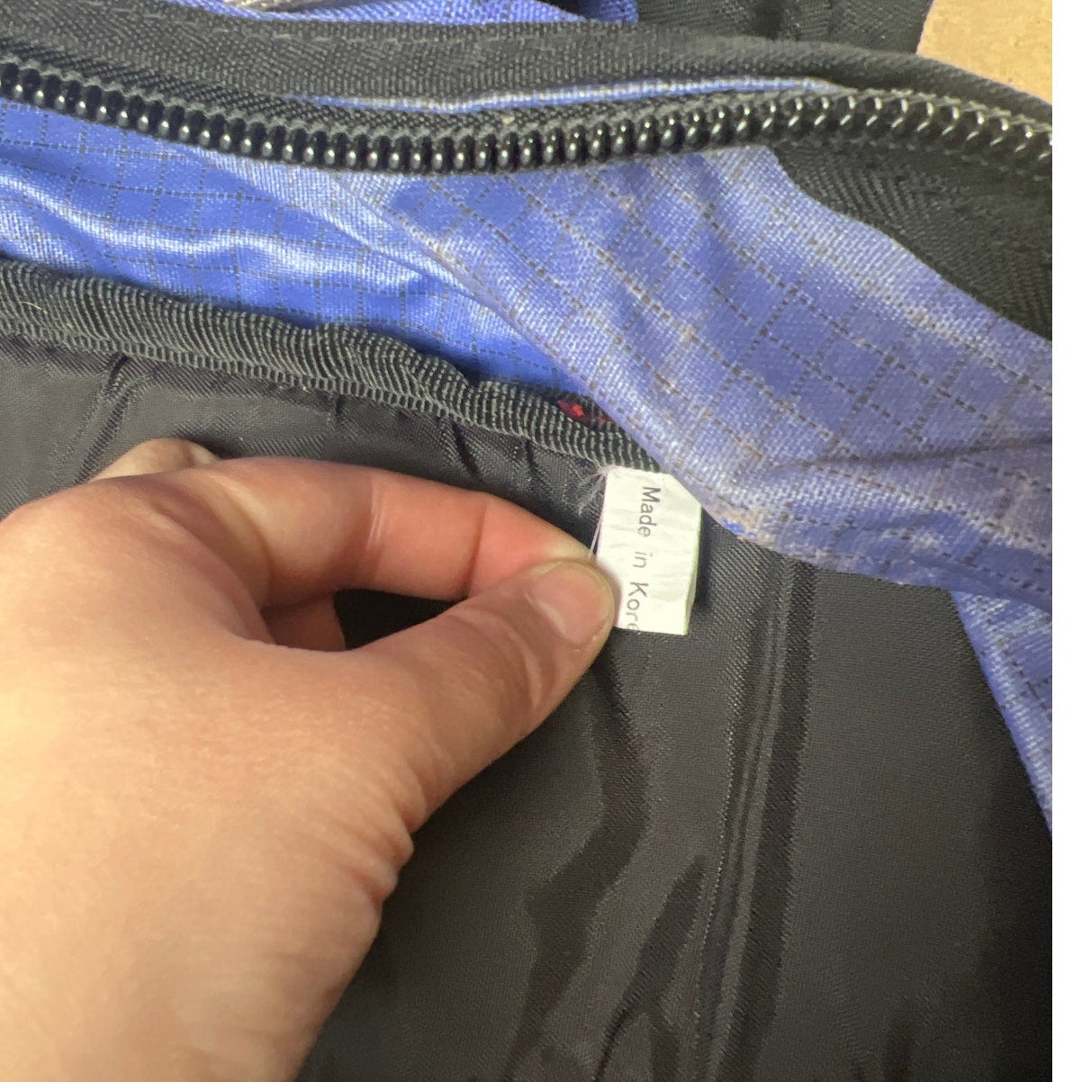 REI Alpine Hiking Backpack Blue Black Nylon Padded Hip Belt Mens One Size Travel