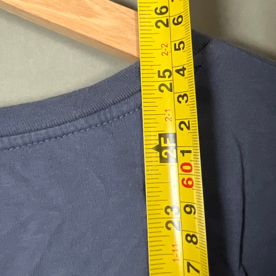 Patagonia large Women's Top Organic Cotton Slim Fit Flying Fish