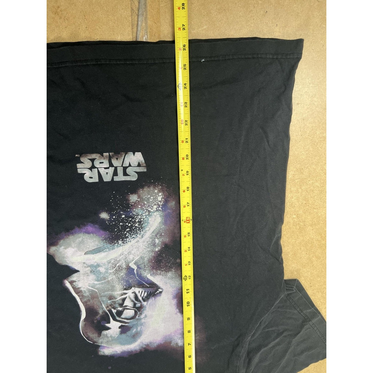 Uniqlo Shirt Mens XL Black Star Wars Darth Vader Graphic Cotton Crew Neck