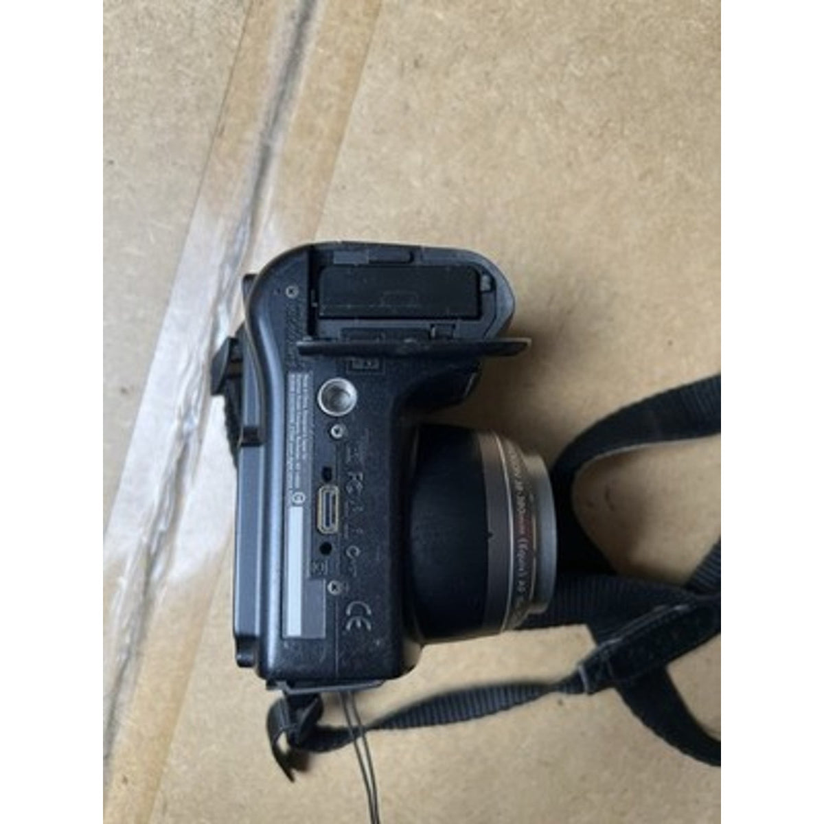 Kodak EasyShare Z7590 Bridge Camera Black 5.0 Megapixels 10X Optical Zoom
