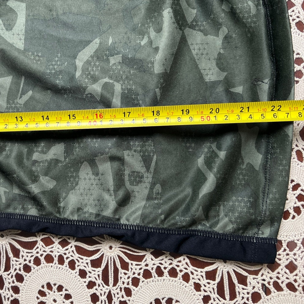 Lululemon Camo Activewear Tank Top Women Size 2