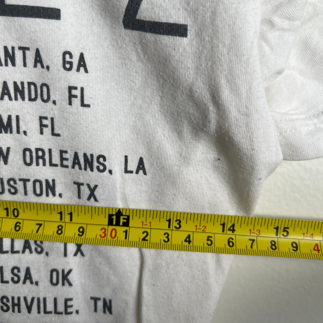 Selena Gomez Revival Tour White Graphic T-shirt 2016 Size XS