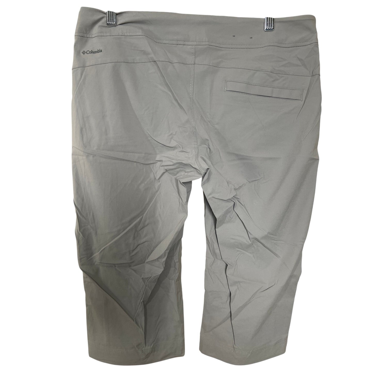Columbia Omni-Shield Size 10 Women Capri Pants Khaki Nylon