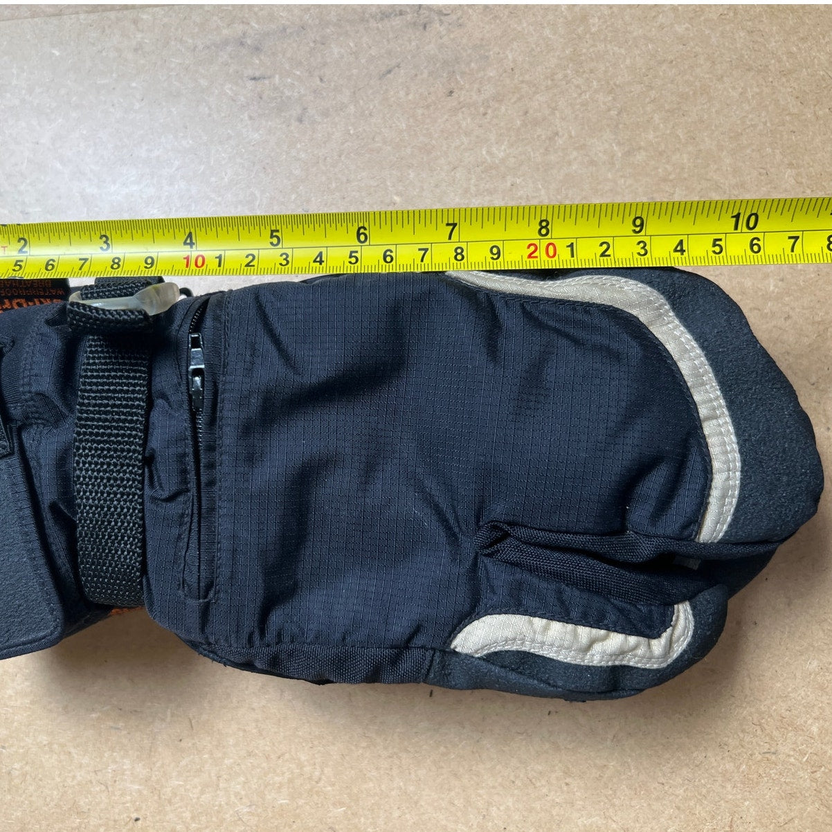 Grandoe Men Black Winter Ski-Dri Gloves One Size