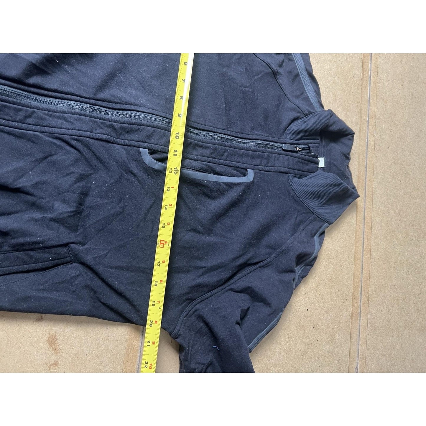 Lululemon Sweater Mens L Black Full Zip Mock Neck Nylon Spandex Athletic