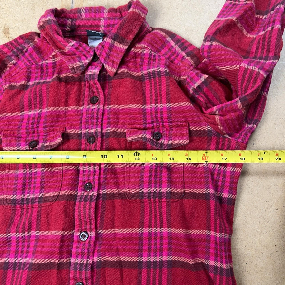 Patagonia Womens 6 Red Pink Plaid Organic Cotton Button Front Flannel Shirt