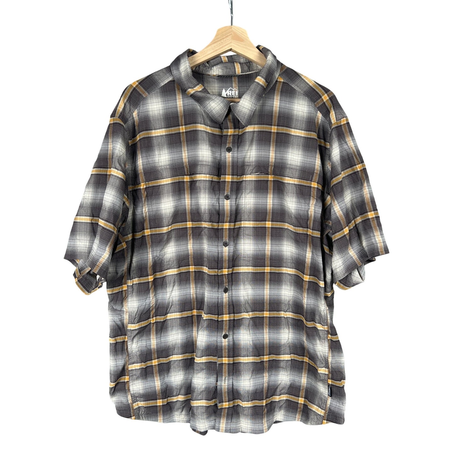 REI CO Op Size XL Plaid Button Down Men's Short Sleeve