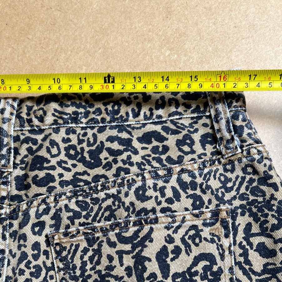 Madewell Rigid Denim A-Line Mini Skirt in Leopard Print Size 32