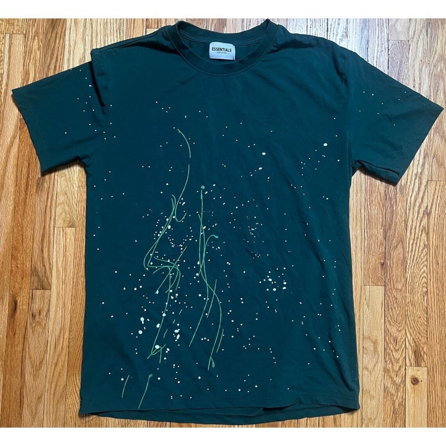 Essentials Inspired Fear Of God Paint Splatter t shirt M *Dimensions In Picture*