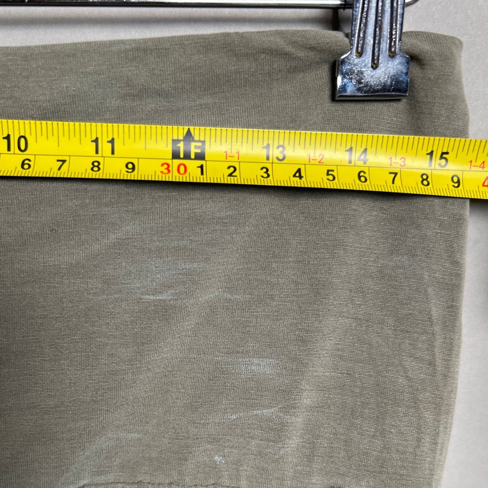 Free people Movement Women Shorts Size Medium Olive Green