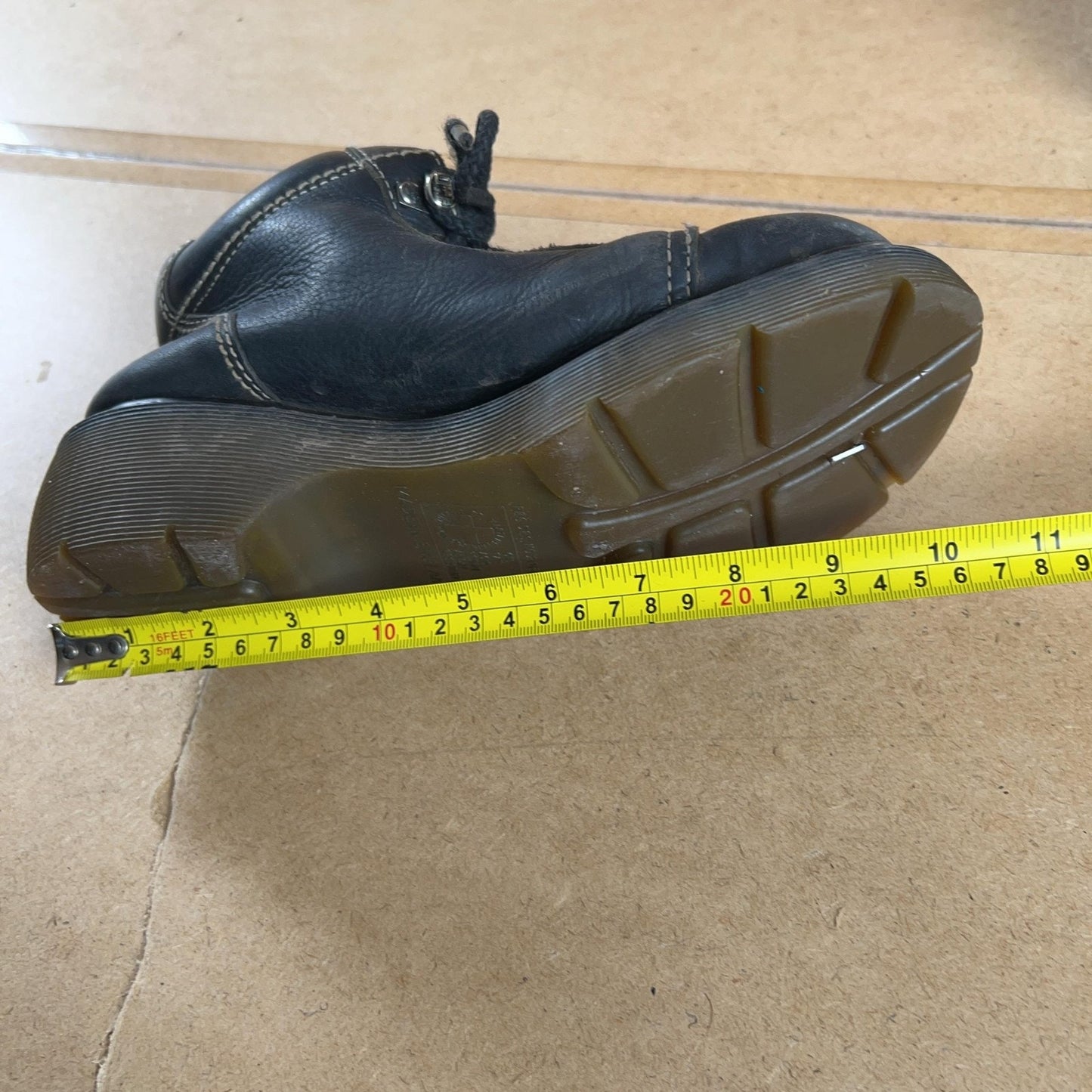 Dr. Martens Shoes Mens Size 7 Black Derby Leather Lace Up 1460 Slip Resistant