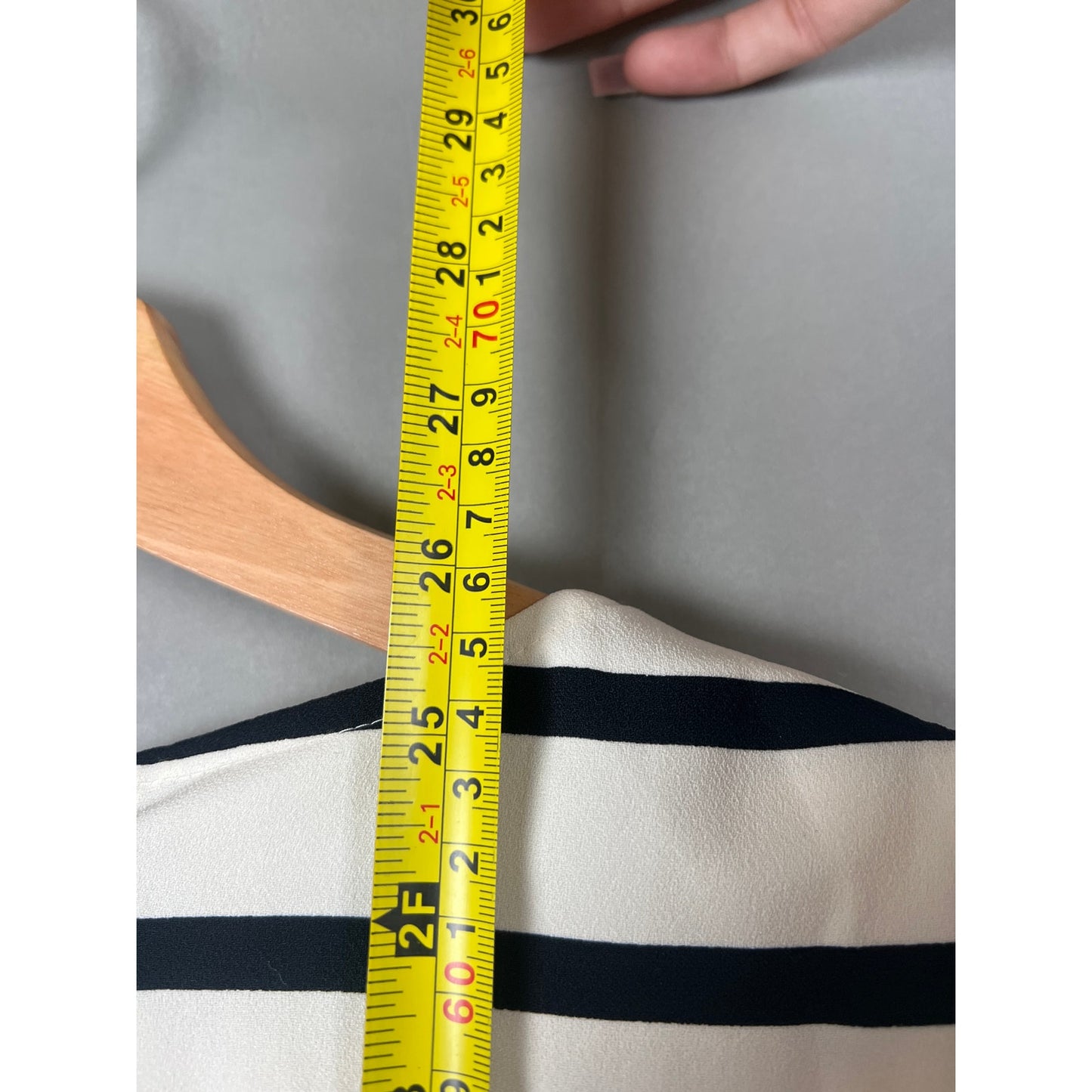 Madewell Women’s Striped White Blouse Crepe Size Medium 100% Polyester