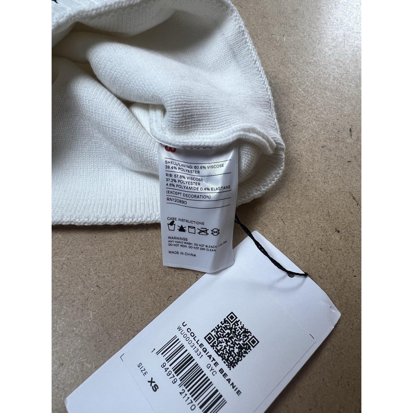 Wilson U Collegiate Beanie Womens XS White Striped Knit Lined Logo Winter