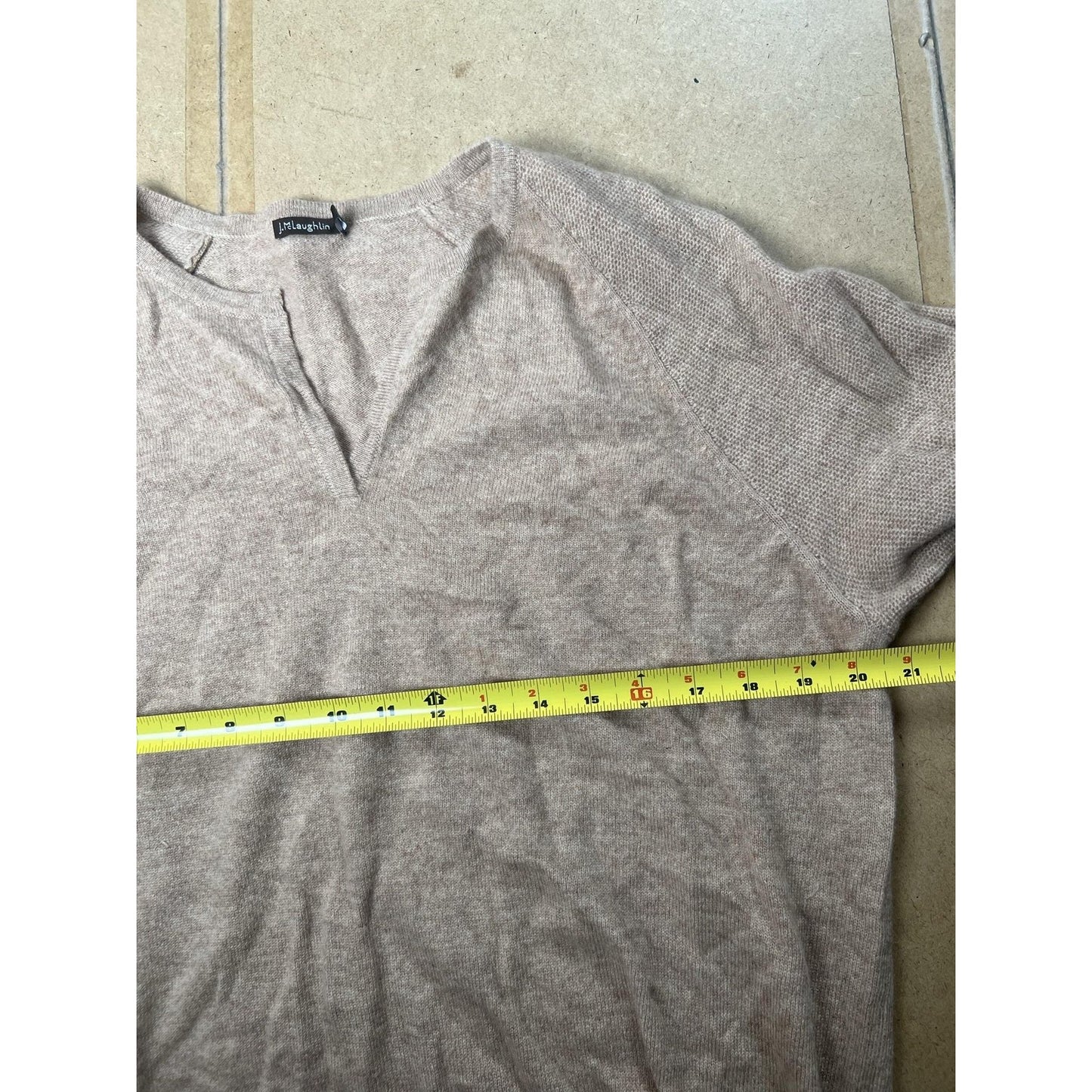 J. McLaughlin Sweater Mens L Beige Cashmere Pullover Round Neck Lightweight