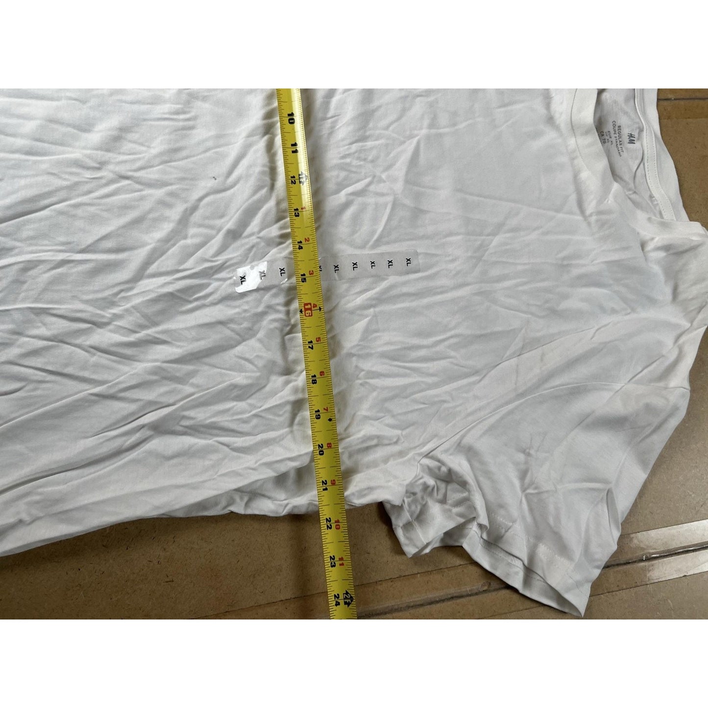 H&M Shirt Mens XL White Cotton Crew Neck Tagless Basic Jersey Summer Lightweight