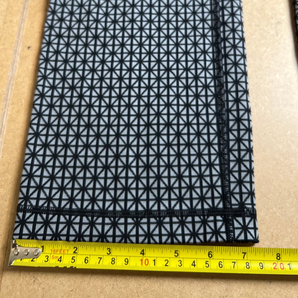 Lululemon Straight Up Pant Tri Geo Silver Spoon Black Luon Stretch Foldover Size 8