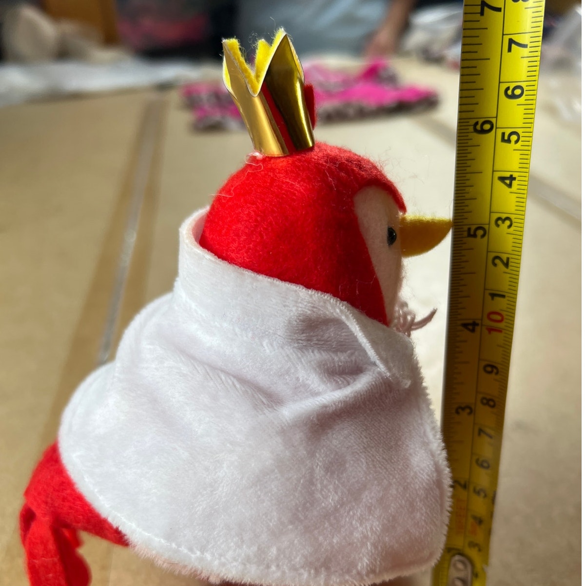 NWT Target Spritz Valentine FEATHERLY FRIENDS “QUEENIE” BIRD Queen of Hearts