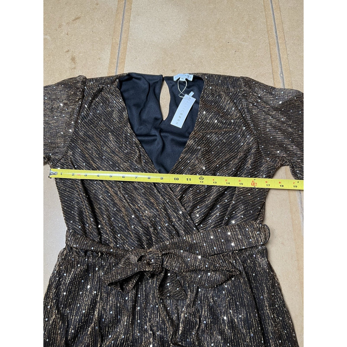 NWT BALTICBORN Dress Womens XL Gold Sparkle Maxi V-Neck Pleated Sequin Party