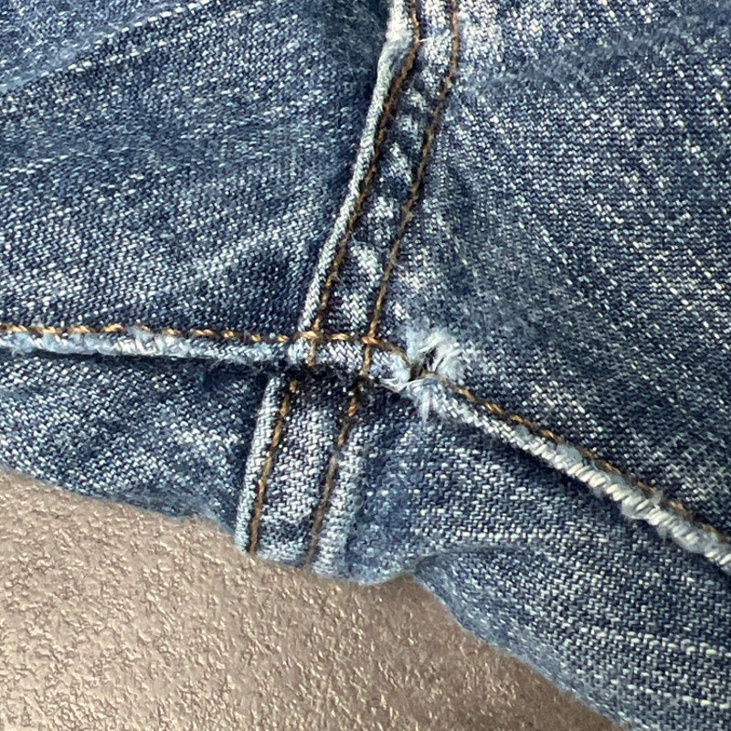 Calvin Klein Size 13 Faded Denim Women's Capri Jeans *Minor hole*