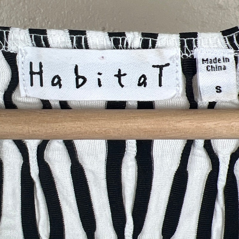 HABITAT Black and White Crinkle Tank Sheath Polyester Spandex Size Small