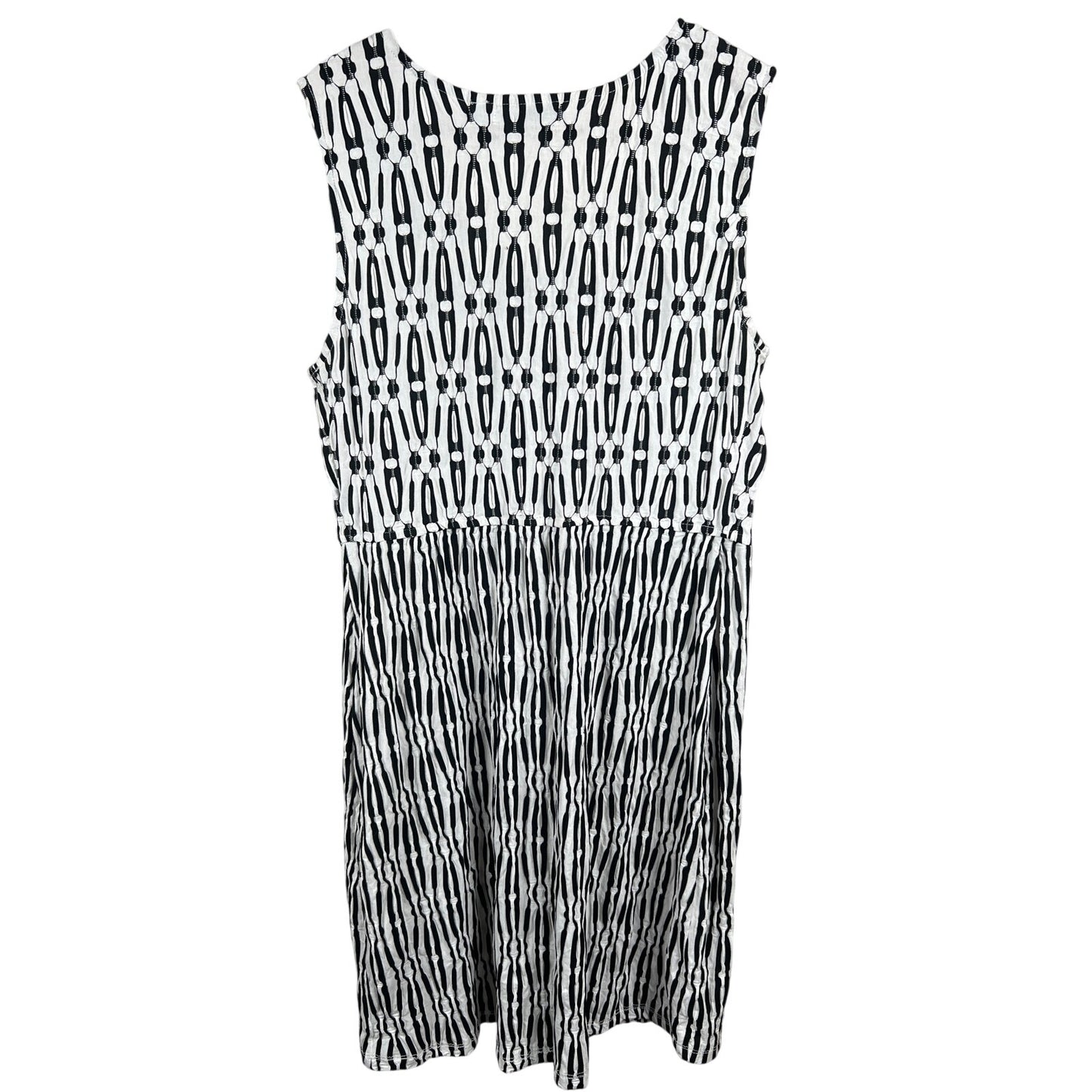 HABITAT Black and White Crinkle Tank Sheath Polyester Spandex Size Small