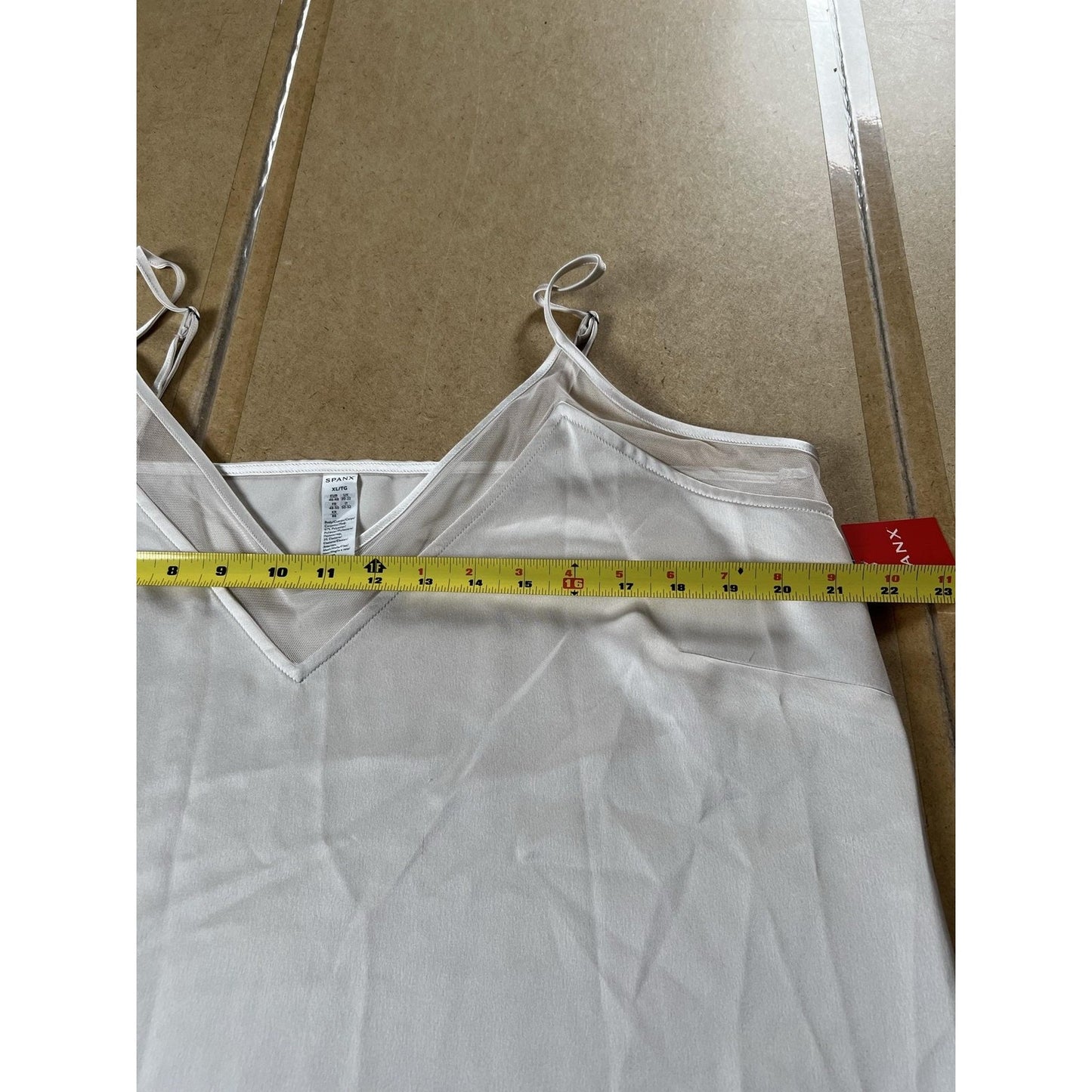 Spanx Tank Womens XL White Mesh V-Neck Lined Cami Adjustable Strap Stretch
