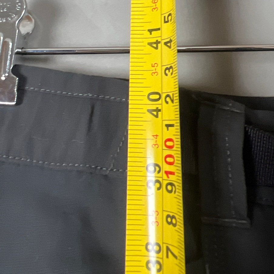 The North Face Size Large Gray Hiking Pants Paramount Trail Convertible