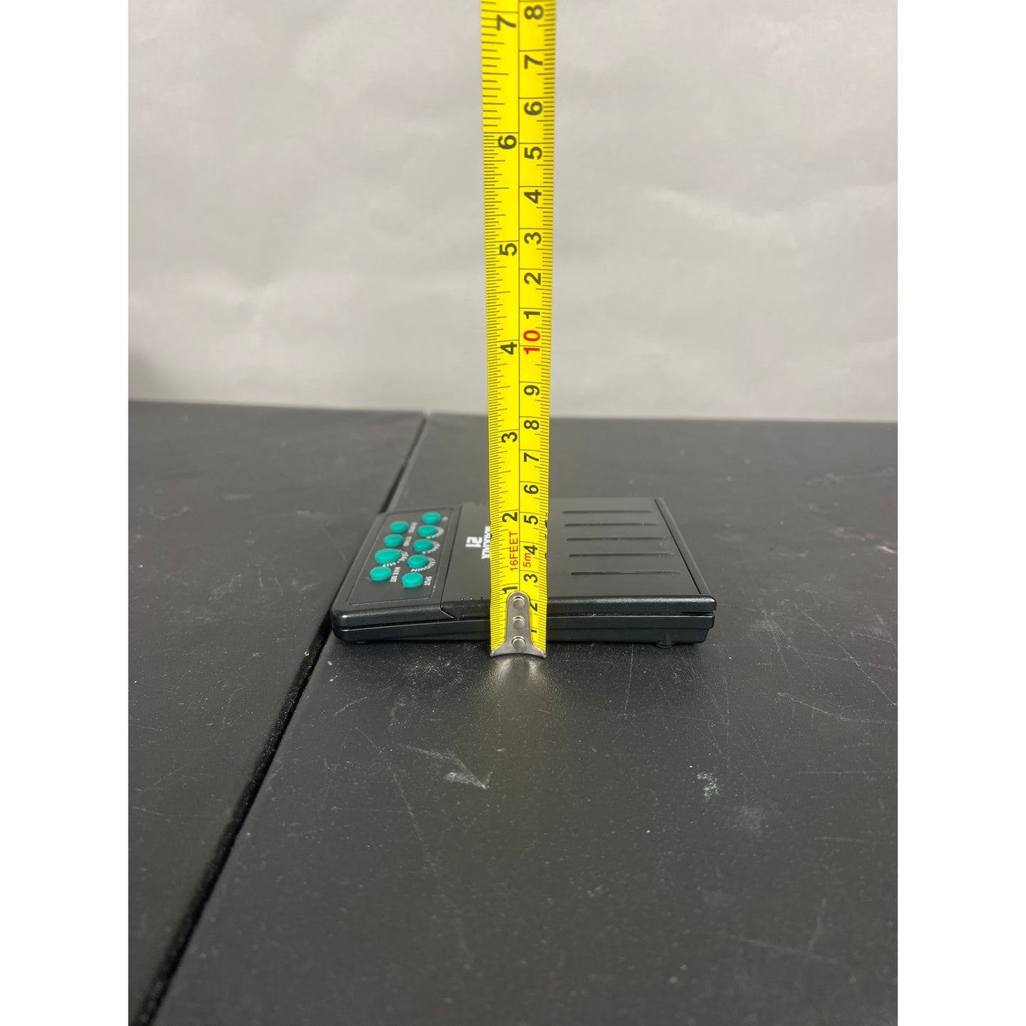 Radica Winner Blackjack 21 Handheld Video Game Model 1750