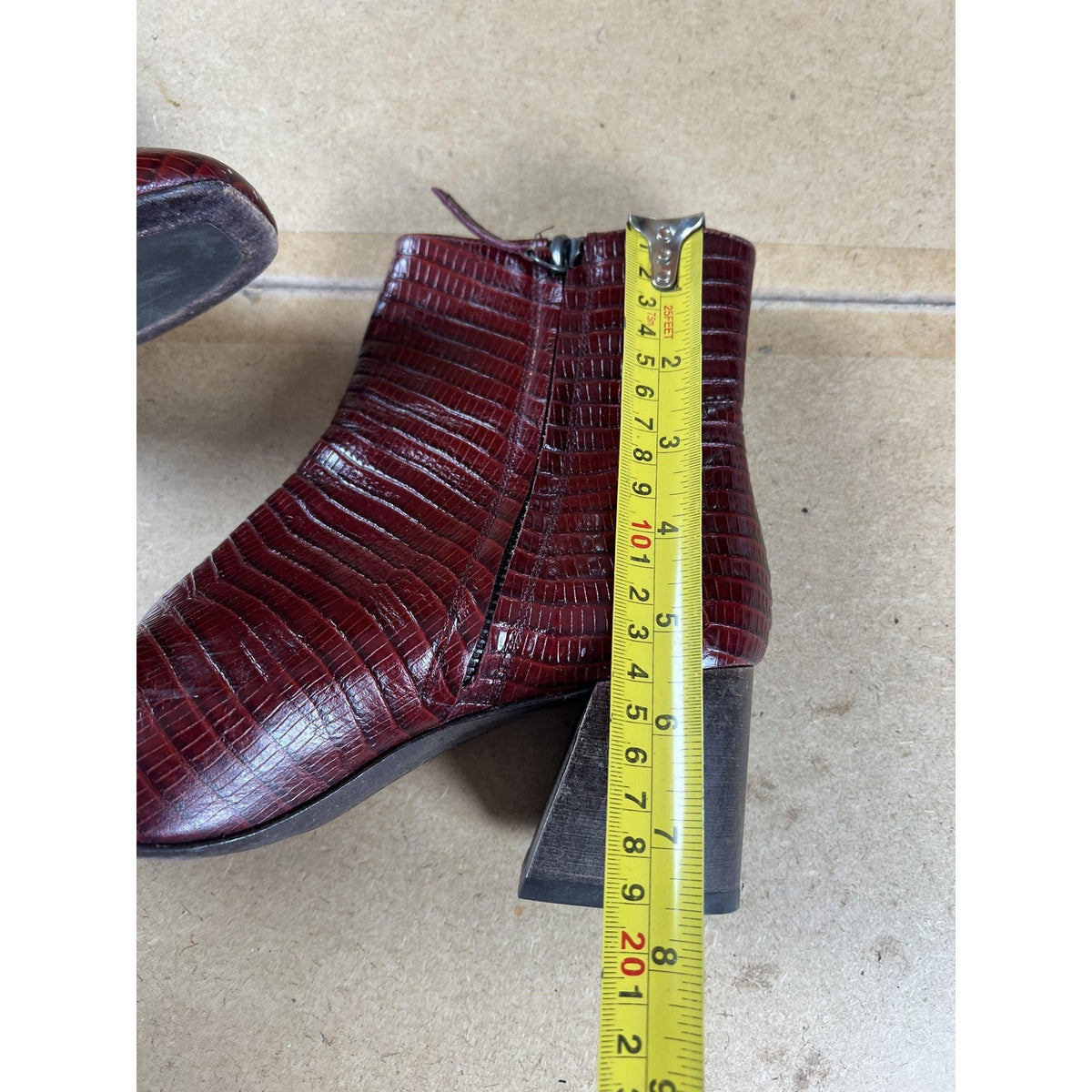 Freda Salvador Boot Womens Size 10 Red Croc Embossed Leather Bootie Lined Zip