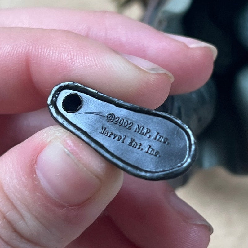 2002 ToyBiz Lord of the Rings LOTR Legolas Action Figure