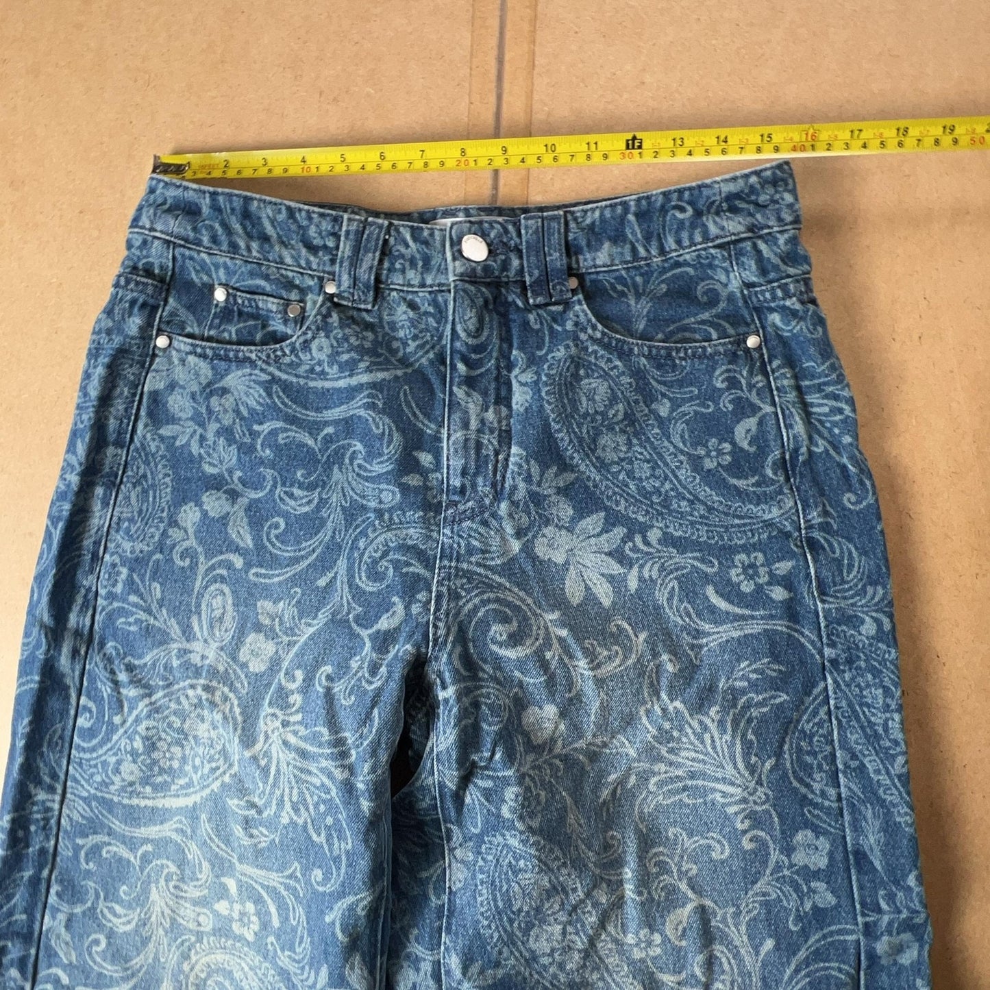 Rebekka Bach Pants Womens L Blue Paisley Denim Ankle Relaxed Pockets Zip Button