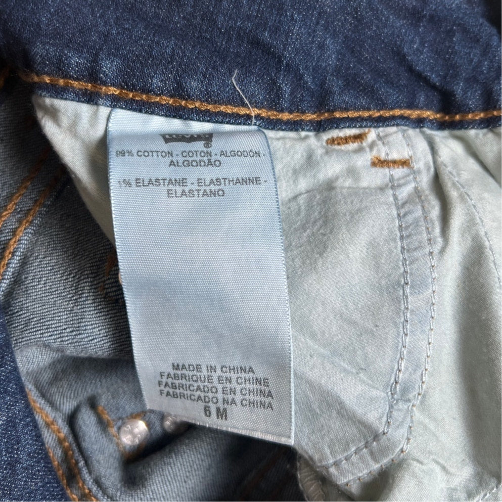 NWT Levis 526 Slender Boot Cut Women's Blue Jeans Stretch Size 6