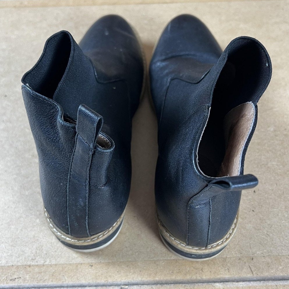 Adam Tucker Boots Mens Size 8.5 Black Leather Chelsea APOLLO Lined Slip On Ankle