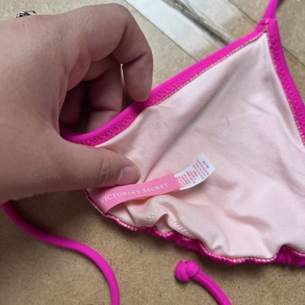 Victoria's Secret Swim Top Womens M Pink Triangle Lined Adjustable Halter Bikini