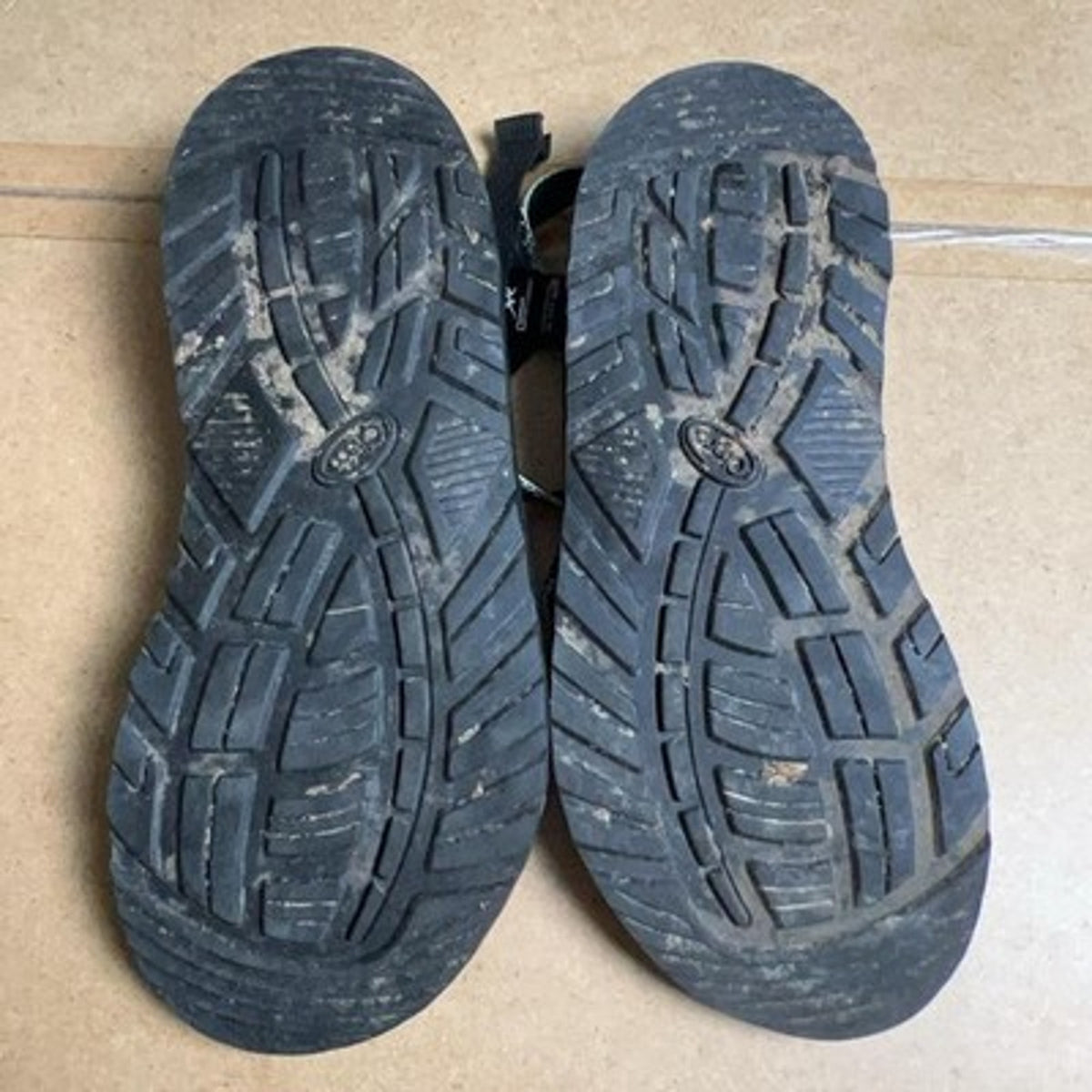 Chaco Sandal Mens Size 12 Black Thong Adjustable Strap Multicolor Casual