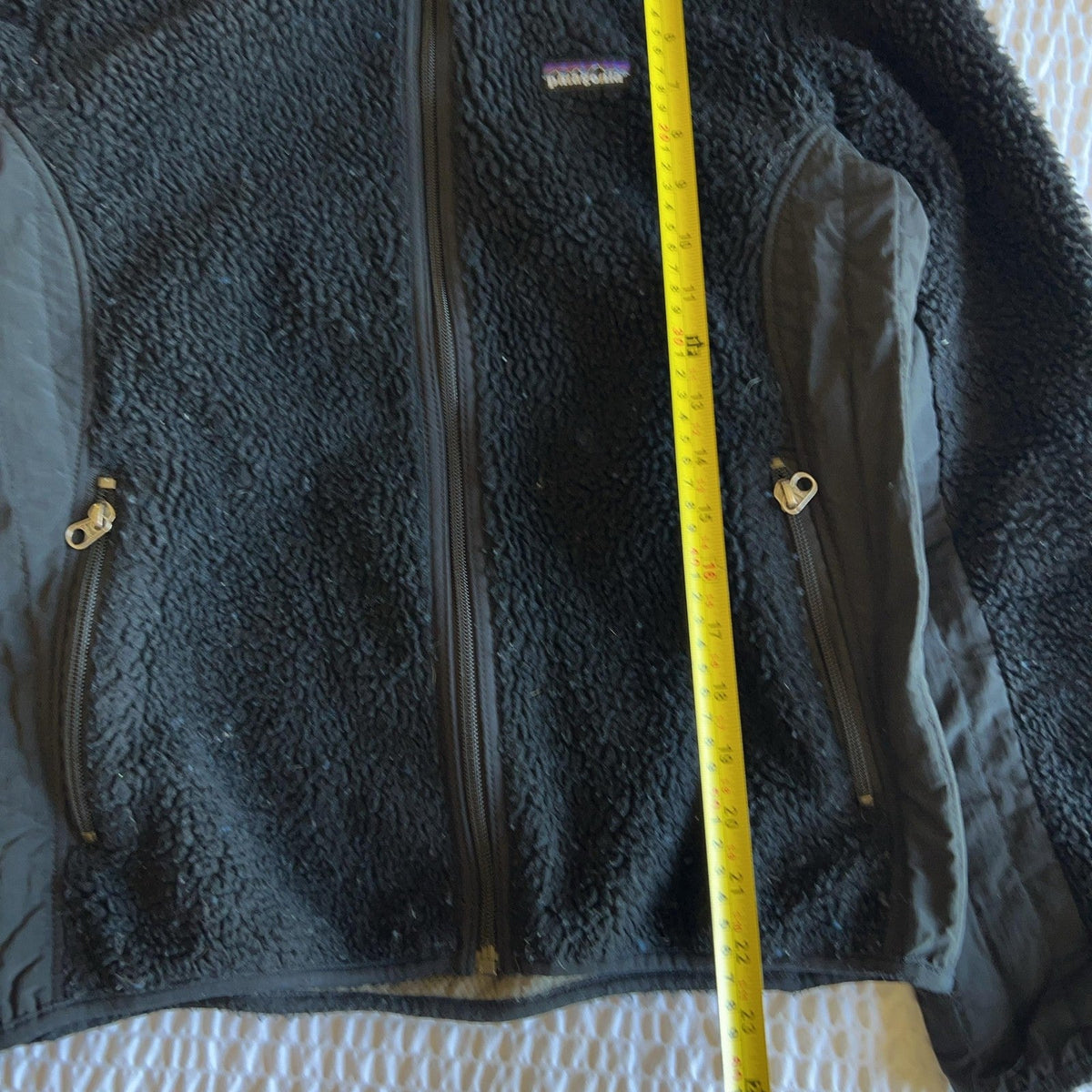 Patagonia Sweater Womens M Black Full Zip Fleece Pockets Heavyweight Collared