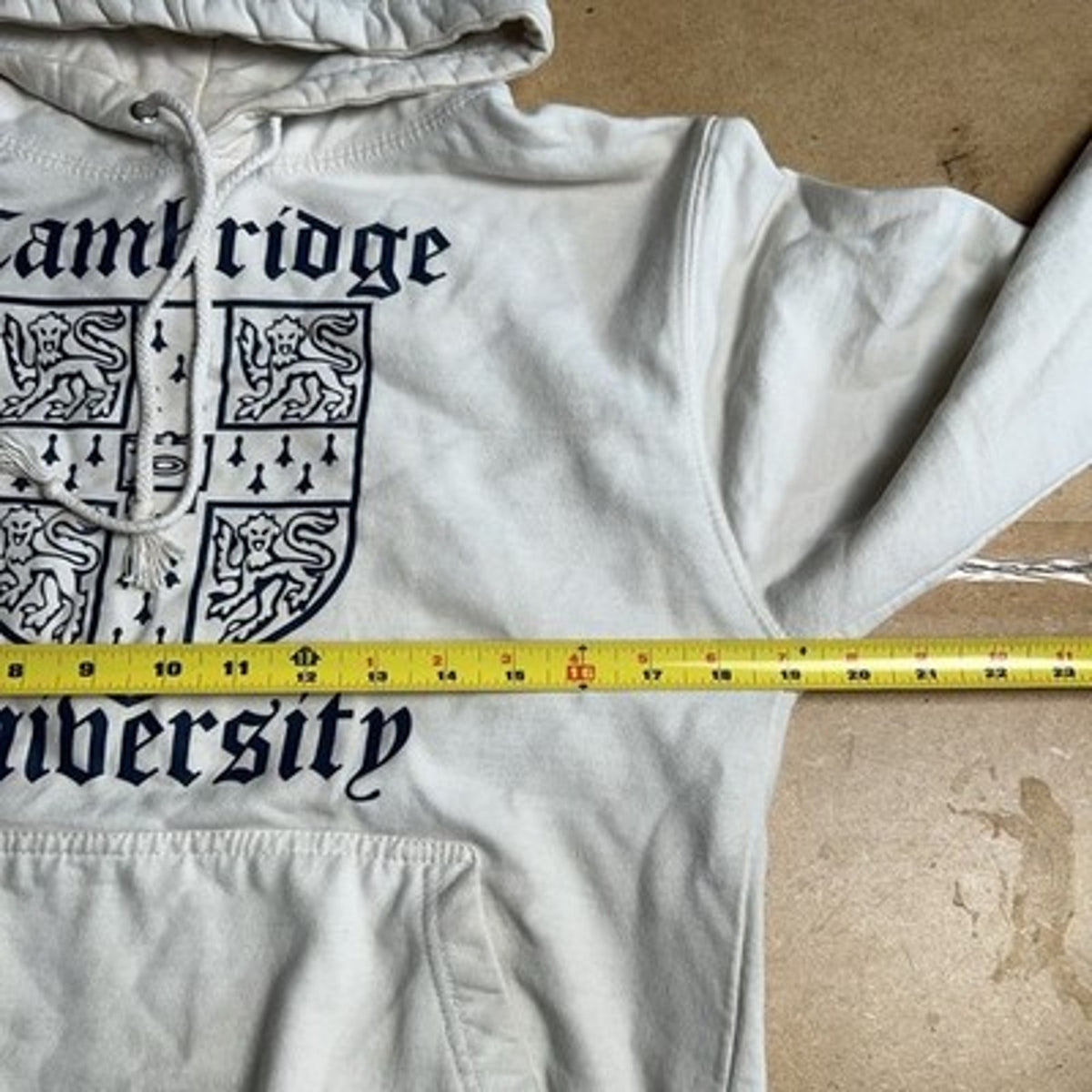 University Of Cambridge Sweater Mens S White Pullover Hooded Pockets Logo