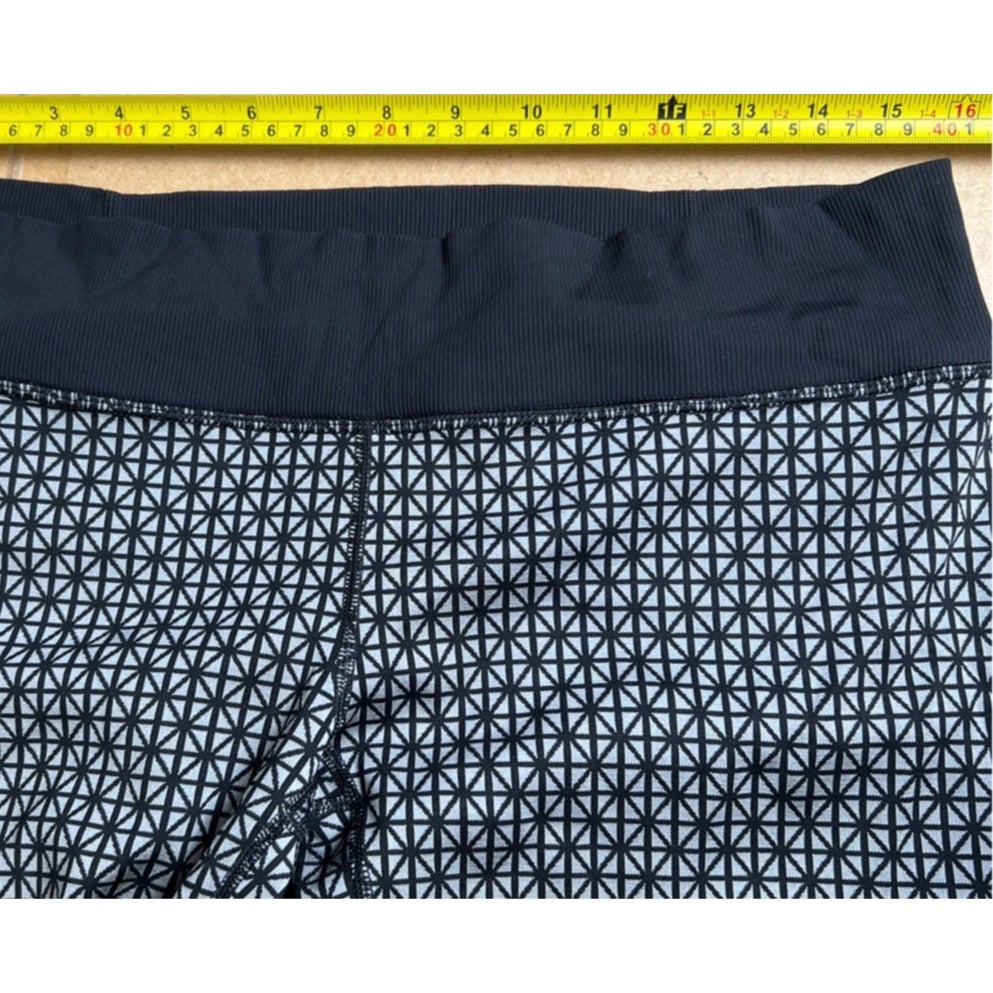 Lululemon Straight Up Pant Tri Geo Silver Spoon Black Luon Stretch Foldover Size 8