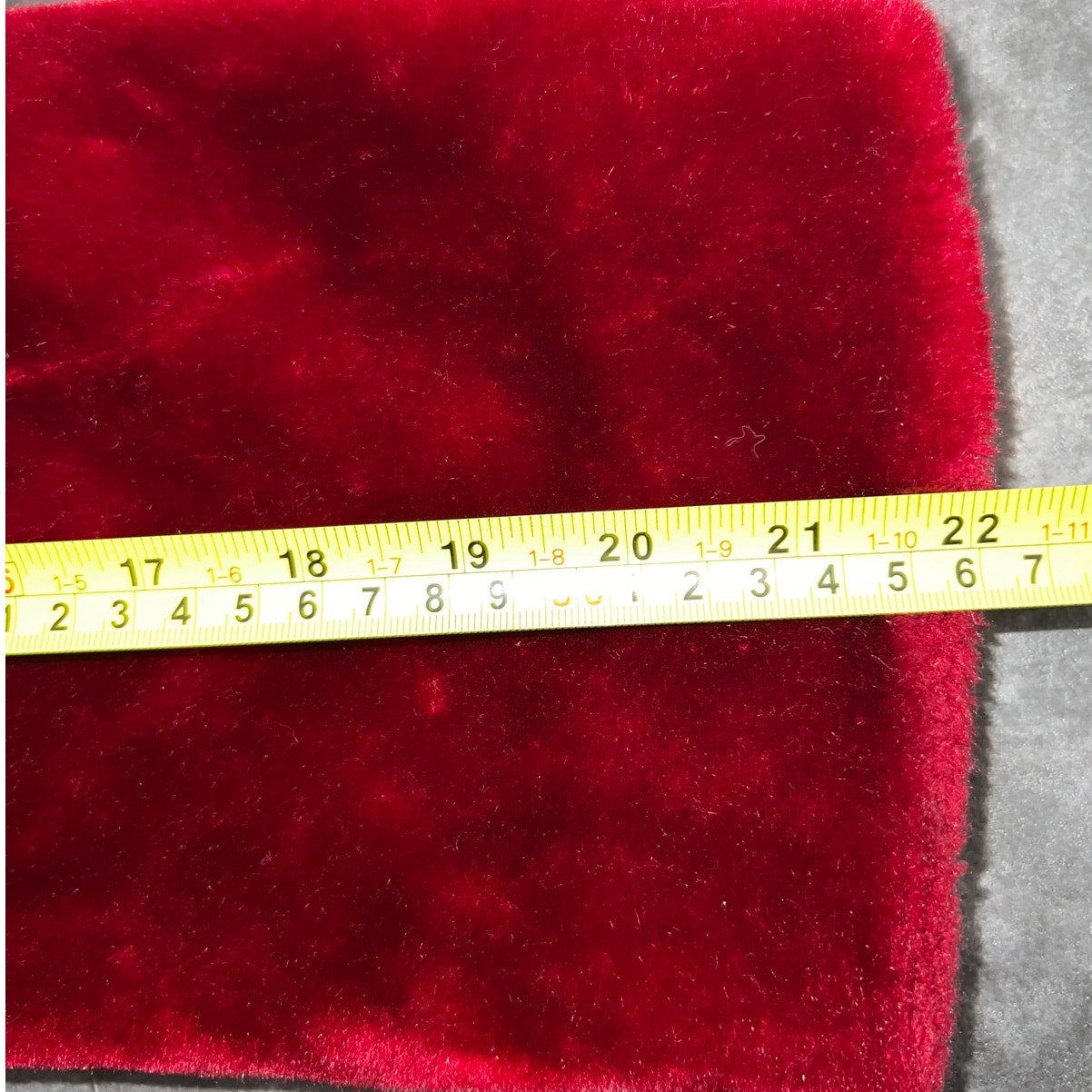 Vintage Sasson Borgazia Plush Faux Fur Coat Burgundy *Dimensions in Picture*