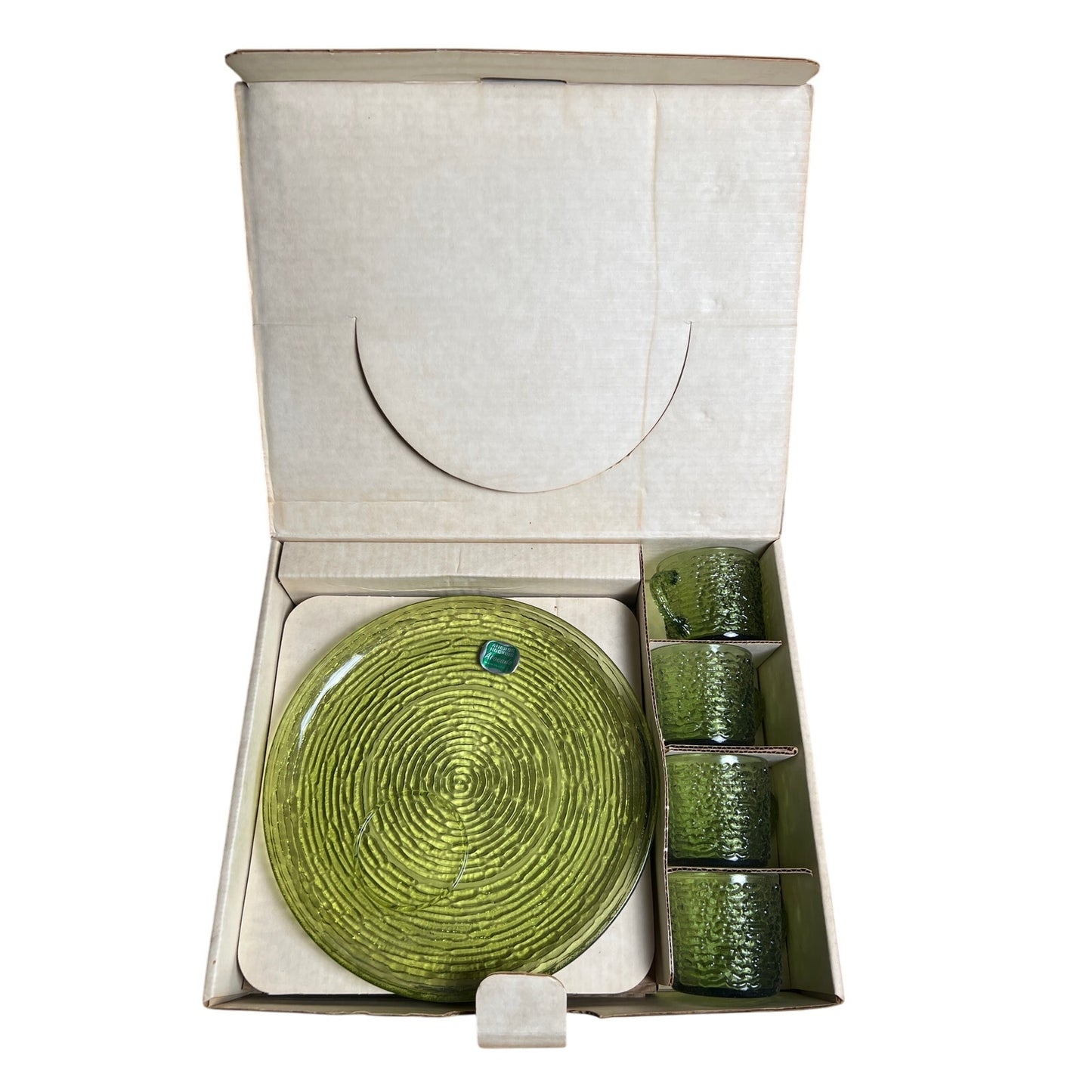 Vintage Anchor Hocking Soreno Avocado Green Glass Snack Set 4 Plates 4 Cups Cool